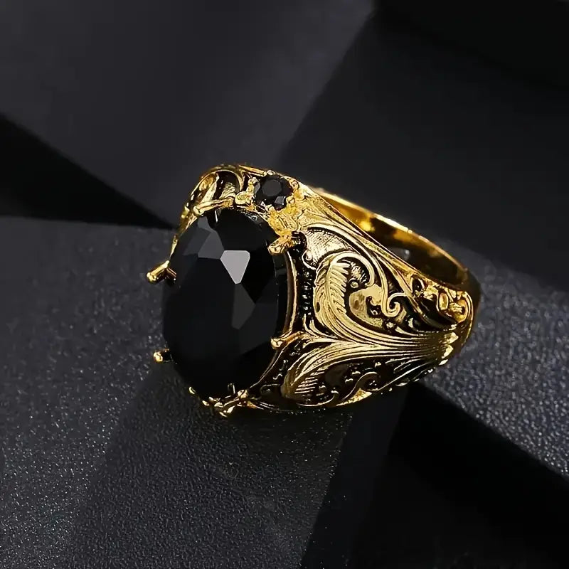 Onyx Stone Gold Ring