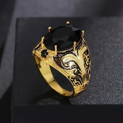 Onyx Stone Gold Ring